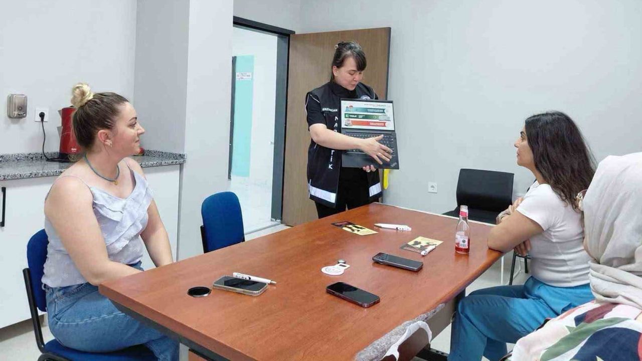 Erzincan'da sokaklardan aile sağlığı merkezlerine: 4 bin 535 kişiye narkotik eğitimi