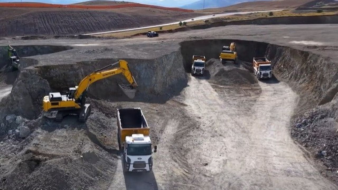 Erzincan'da Tarıma Dayalı İhtisas Besi OSB ile hayvancılık modernleşiyor