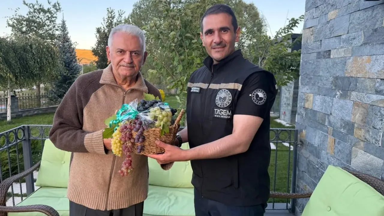 Erzincan'dan tarımsal ar-ge raporu enstitü çalışmaları Yıldırım'a aktarıldı