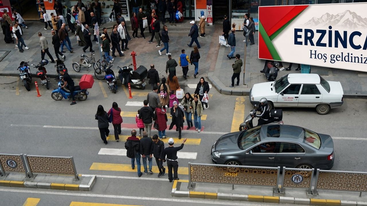 Erzincan geniş alana dağılmış nüfusuyla yoğunluk listesinde geride kaldı
