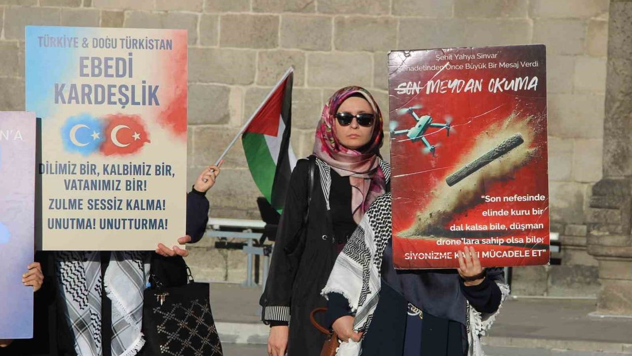 Erzurum'da haftalar süren sessizlik: sağlıkçılar 150. haftada Gazze için yürüdü