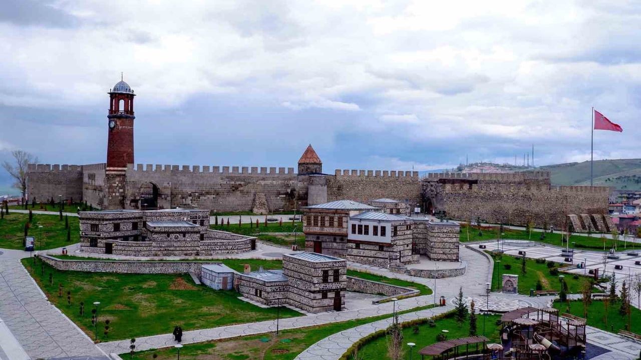 Erzurum'da özel müzeler ziyaretçi sayısını artırdı