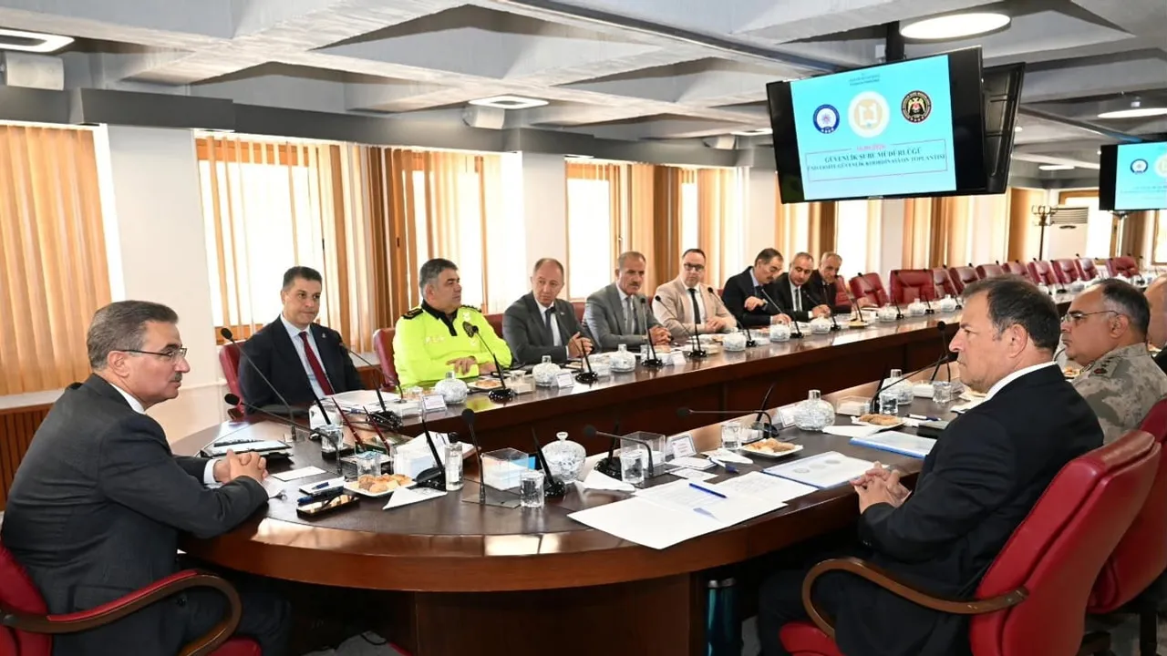 Erzurum'da üniversite güvenliği için koordinasyon zirvesi