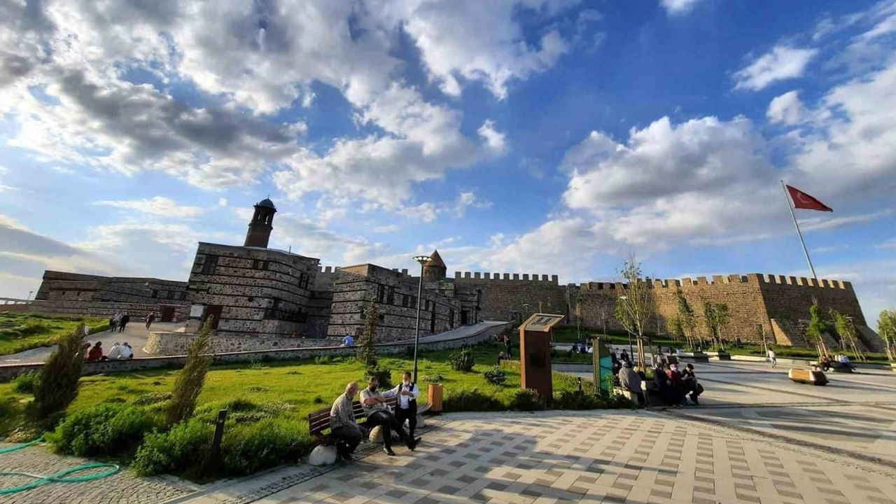 Erzurum müze ve ören yerlerinde ziyaretçi sayısı hafif arttı