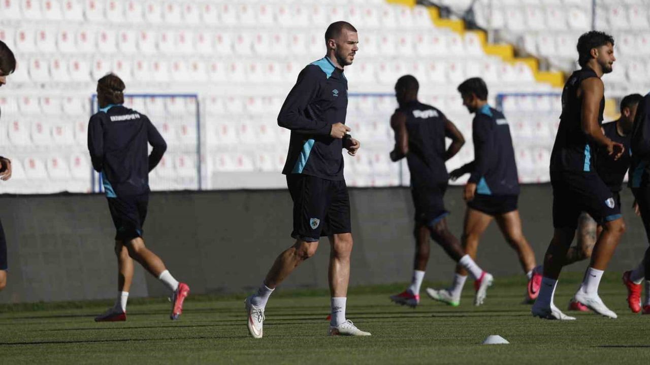 erzurumspor fk, beşiktaş hazırlıklarını tesislerde sürdürüyor