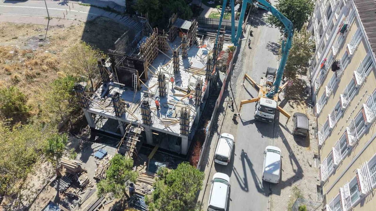 Esenyurt'ta birinci basamak güçleniyor: 11 yeni aile sağlığı merkezi kuruluyor