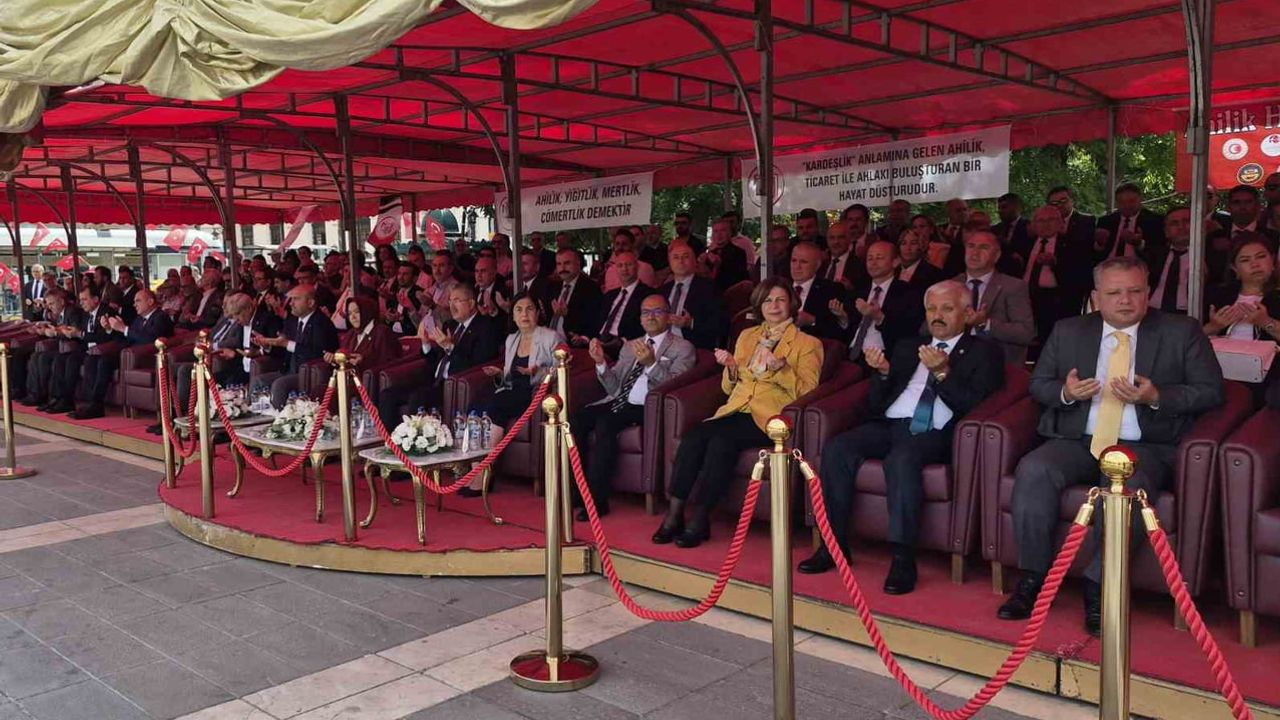 Eskişehir’de ahilik geleneği kaftan töreniyle vurgulandı