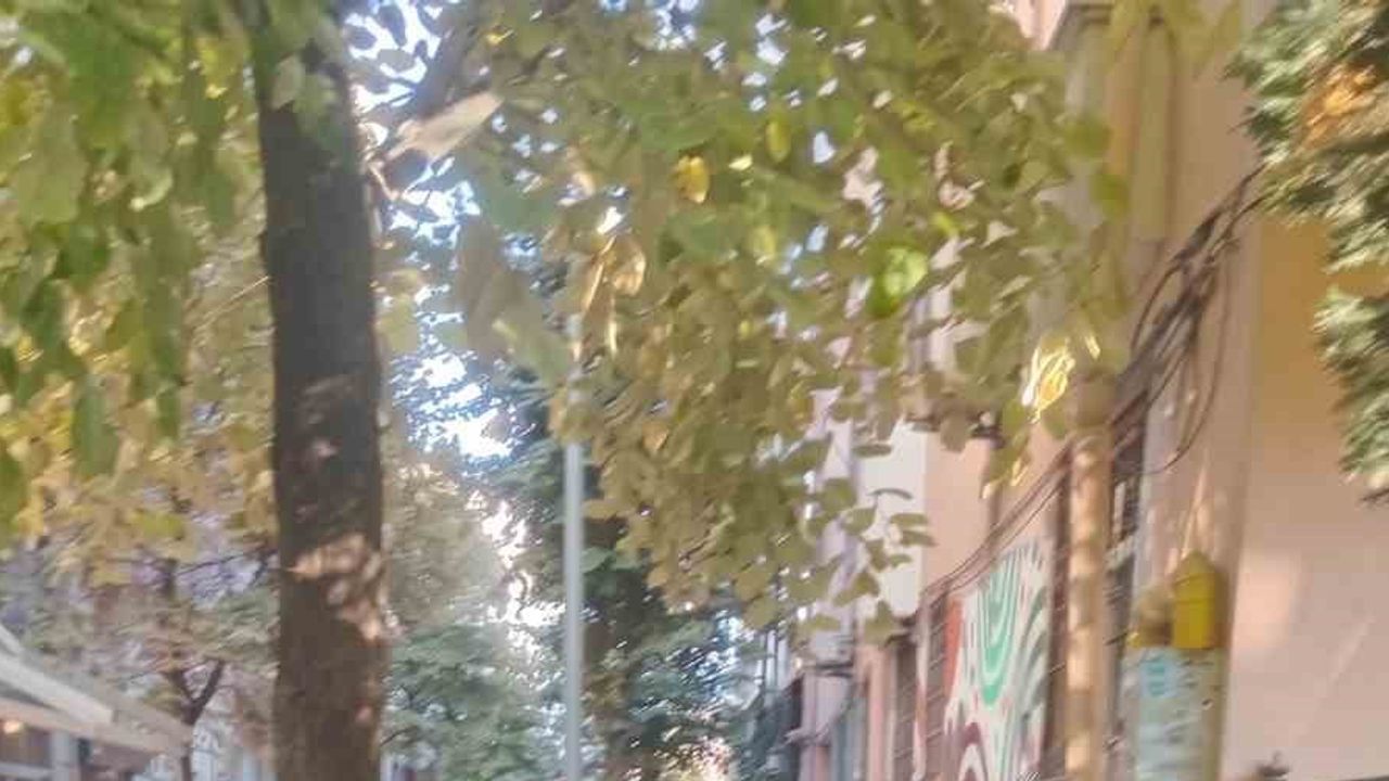 Eskişehir'de kaldırımlar yaya yerine motosikletlere kaldı