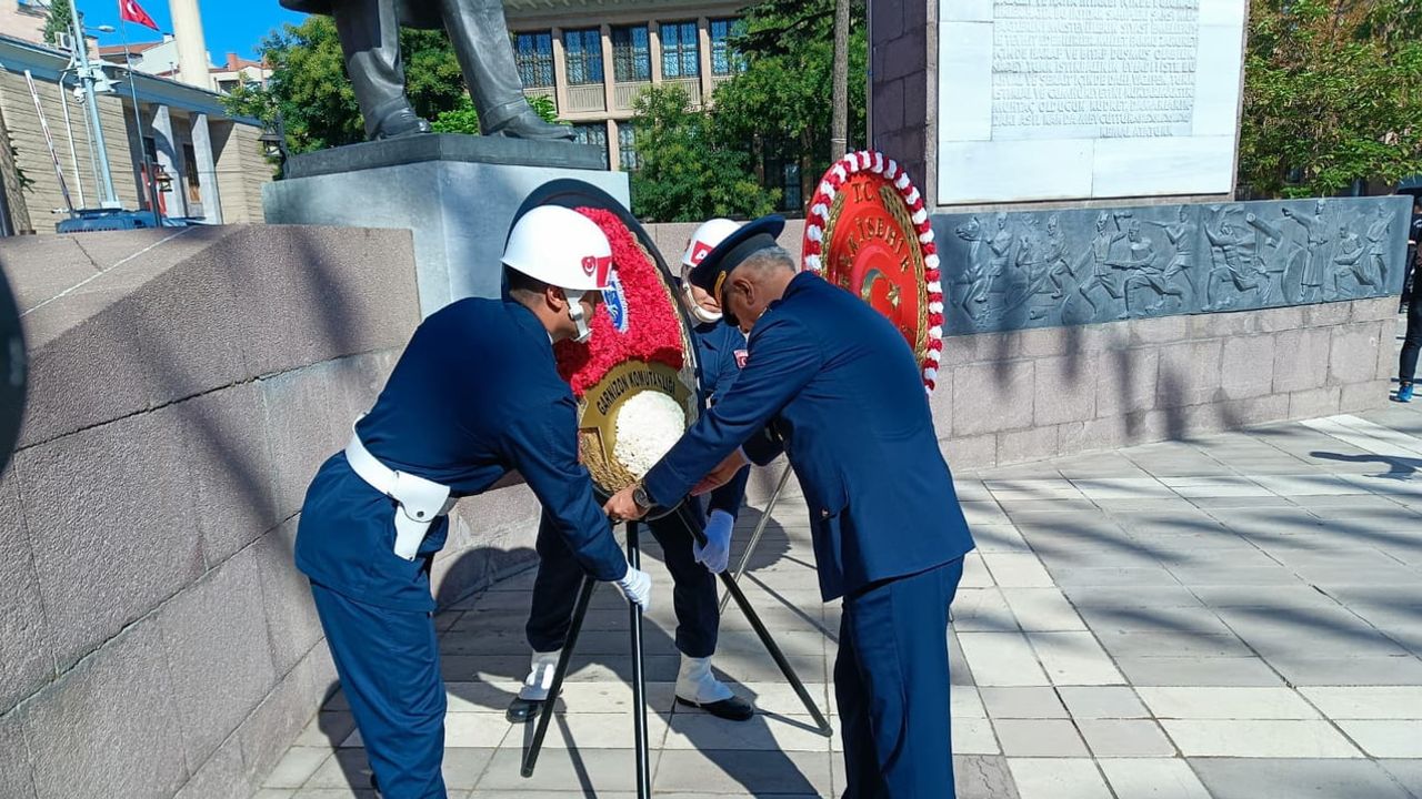 Eskişehir kurtuluş gününü birlik ve coşkuyla kutladı