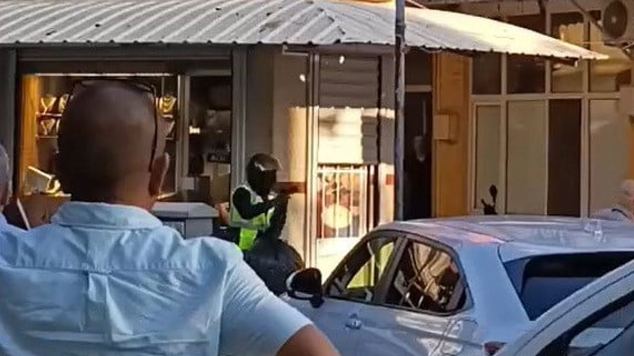 Esnafın müdahalesiyle engellenen Salihli kuyumcu soygunu: şüpheli tutuklandı