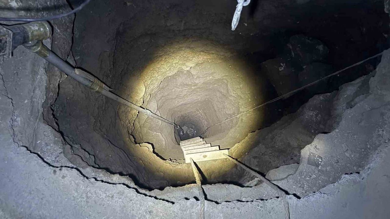 evin altını oydular: 25 metrelik izinsiz kazıda iki kişi yakalandı