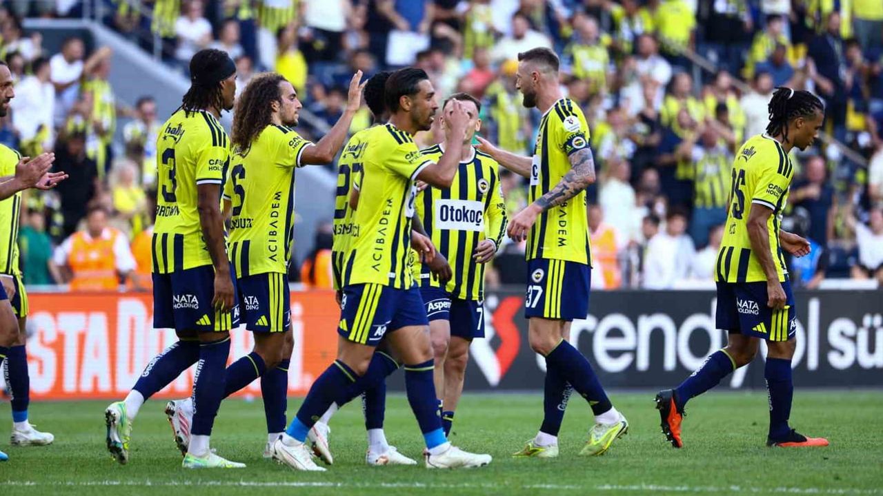 Fenerbahçe'den 13 milli temsilci: Montella beş isme yer verdi