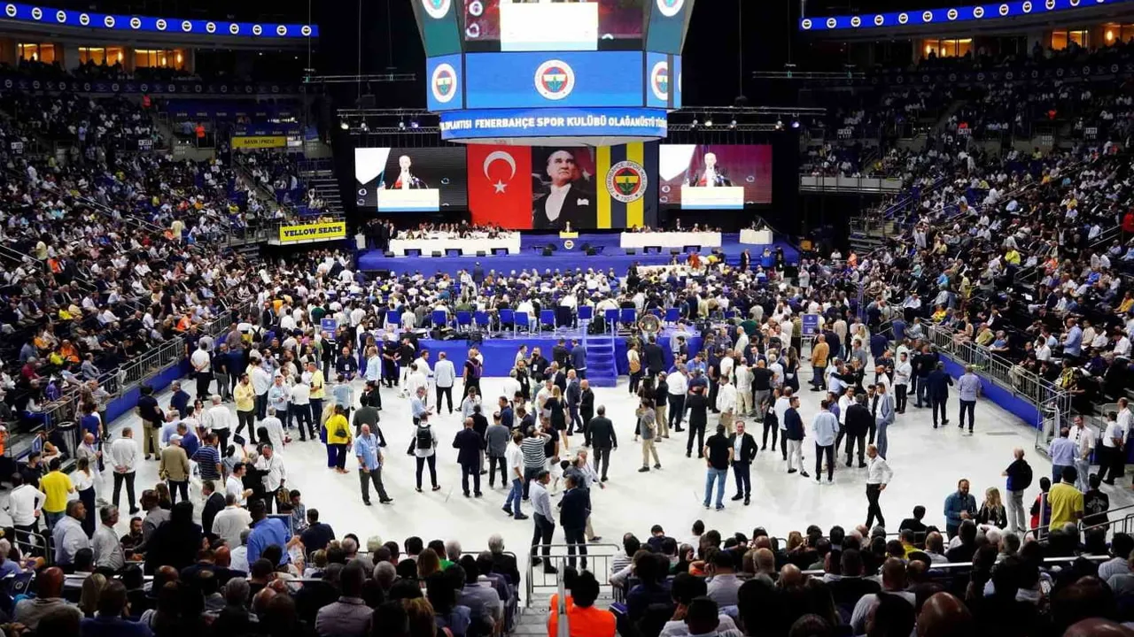 Fenerbahçe genel kurulunda bütçe ve büyük gayrimenkul projeleri gündemde