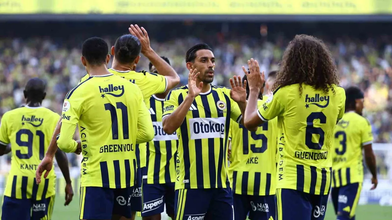 Fenerbahçe tarihinin en farklı galibiyetini 8-0'la yazdı