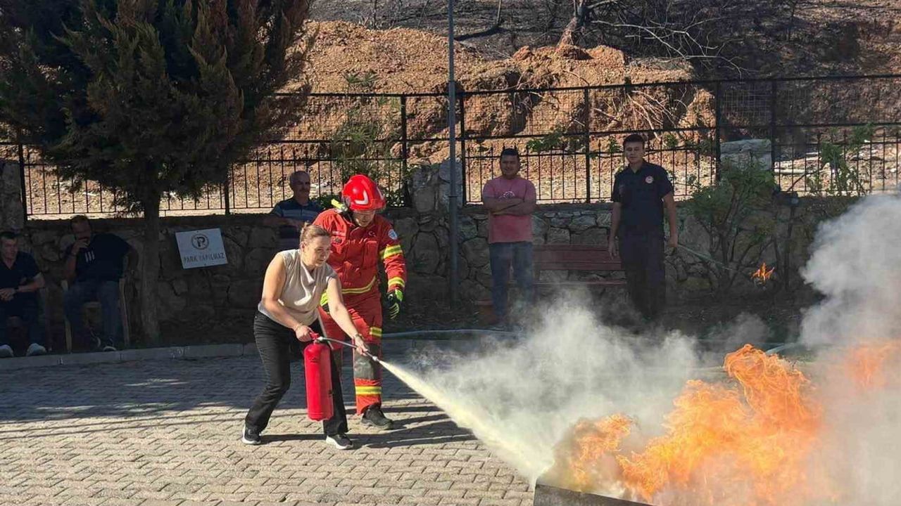 Fethiye huzurevi personeline tatbikat merkezli yangın eğitimi