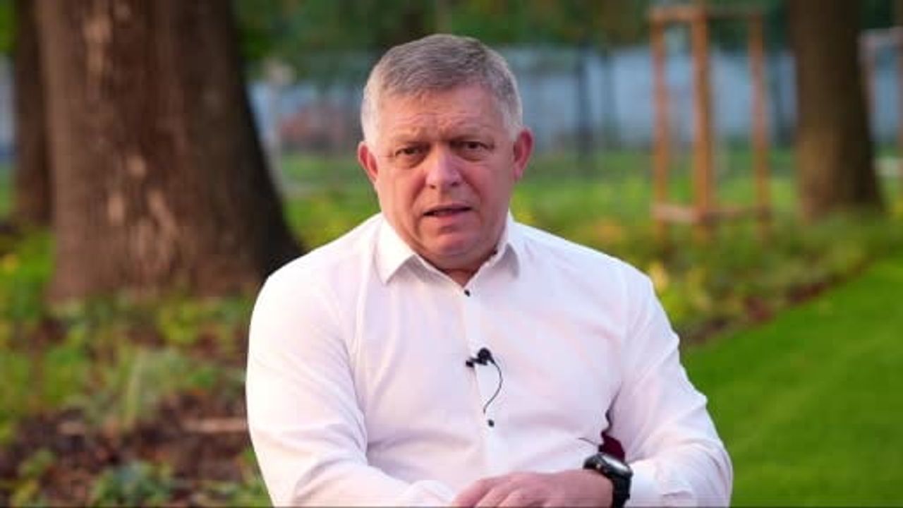 Fico uyardı: bazı batılı siyasetçiler Rusya ile NATO'yu karşı karşıya getirmeye çalışıyor