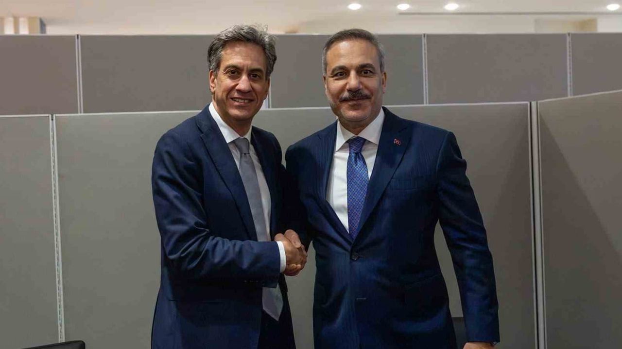 Fidan ve Miliband New York'ta dış politika gündemini ele aldı