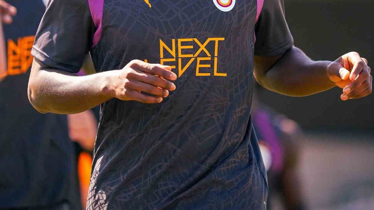 Galatasaray hazırlıklarında top hakimiyeti ve çift kale vurgusu