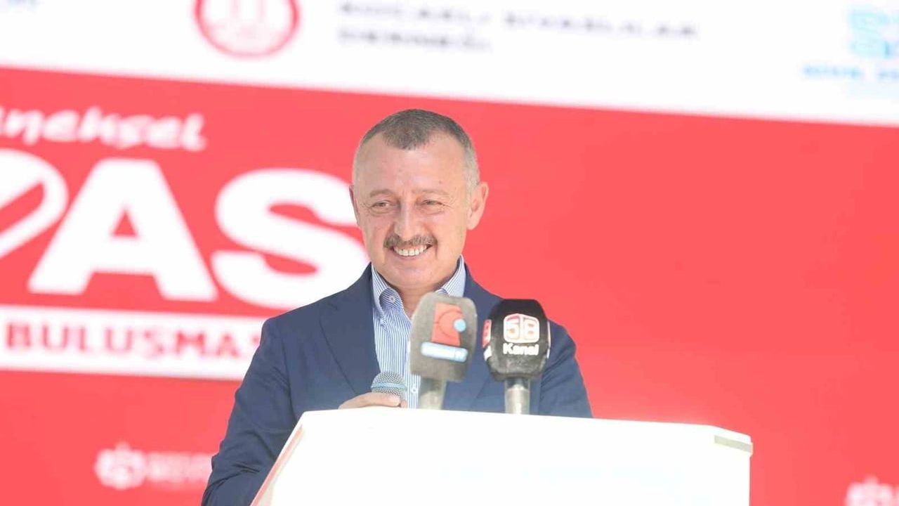 Gardaşlık vurgusu: Kocaeli'nde binlerce sivaslı 4 eylül ruhunu yaşattı