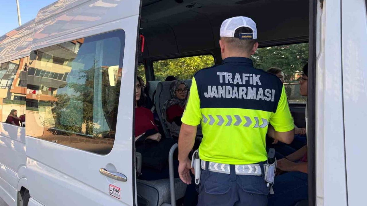 Gaziantep'te okul çevrelerinde jandarma tedbirleri güçlendirildi