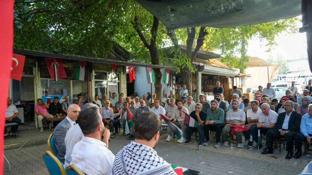 Gazze'de üniversite olmak: Adıyaman'da bilim kafe ile dayanışma sesi yükseldi