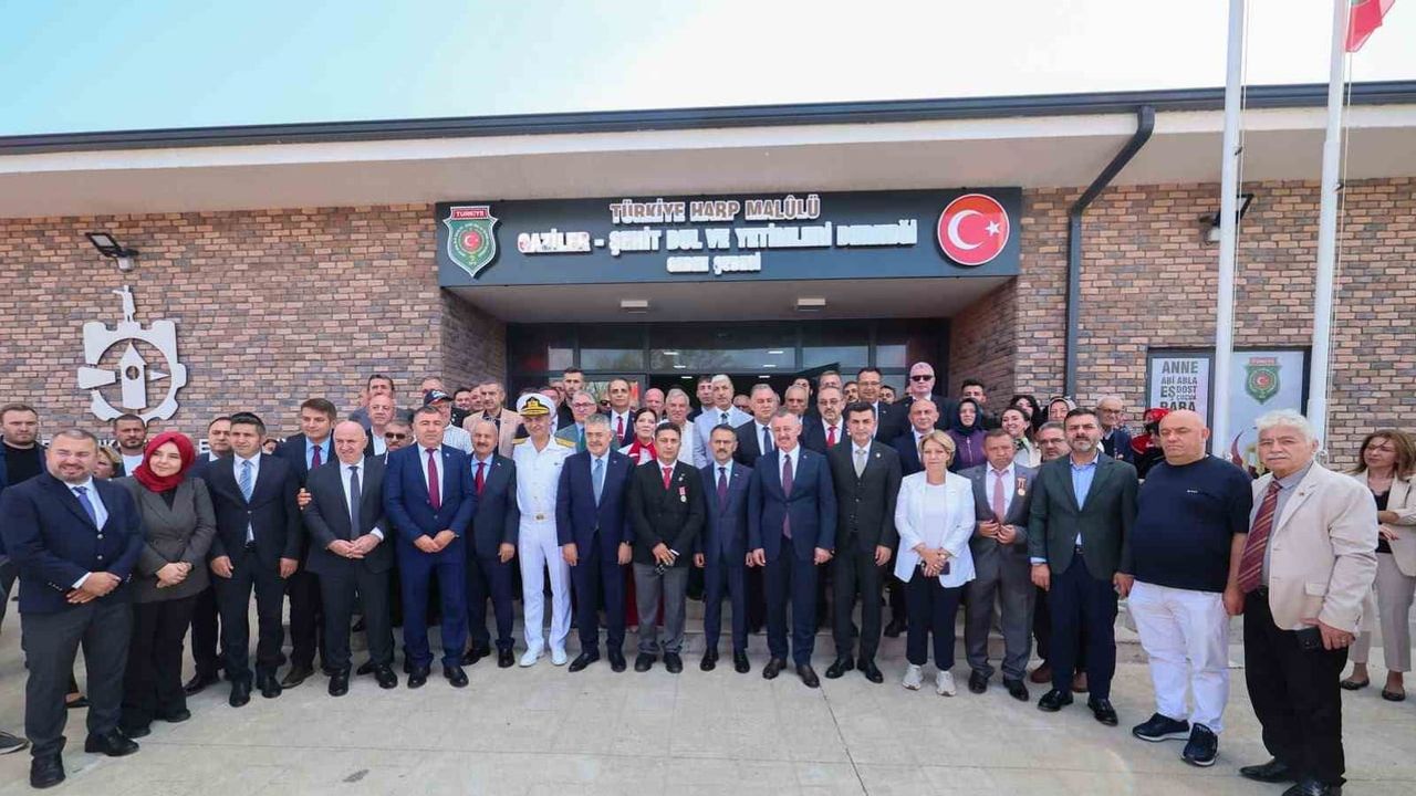 Gebze’de şehit yakınları ve gazilere adanmış yeni sosyal merkez hizmete açıldı
