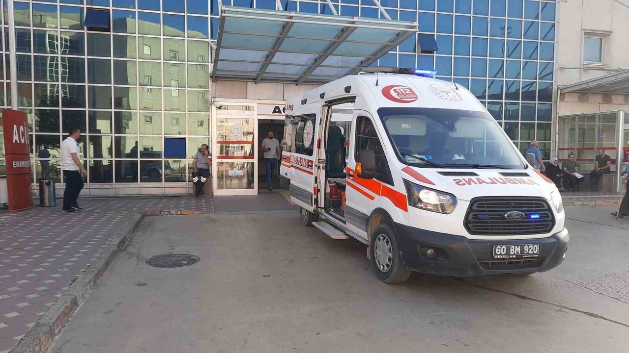 Gece yarısı sulama kanalına uçan araçta iki kişi yaşamını yitirdi