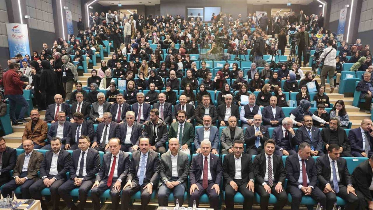 Geleceğin teminatı: güçlü bir Türkiye ve İmam Hatip neslinin rolü