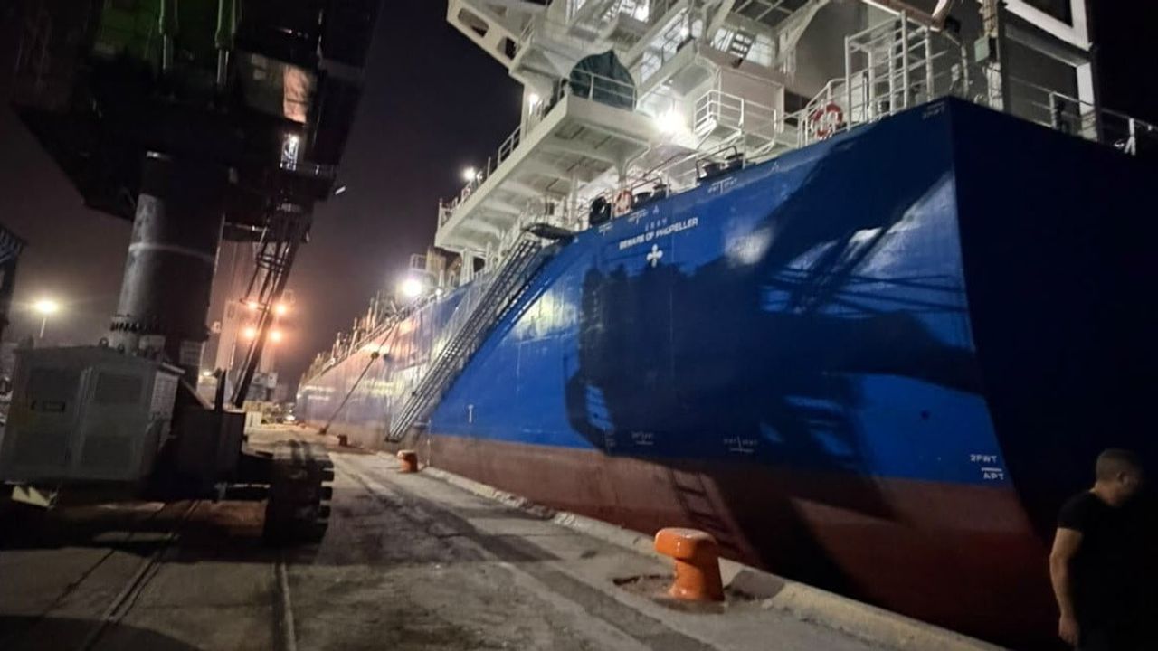 Geminin altında 350 kilo kokain çıktı, 8 kişi tutuklandı