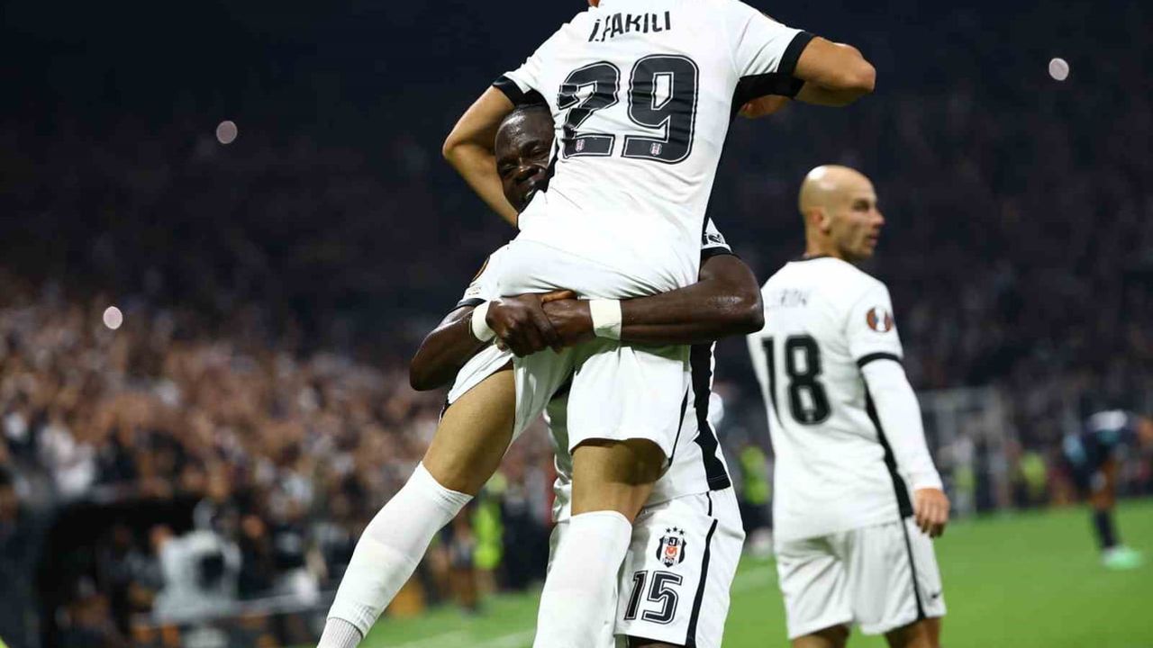 Genç kanat İlhan Fakılı'nın Beşiktaş formasıyla üçüncü golü