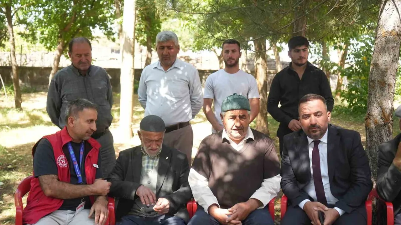Gençlerden Yünören'de gazilere vefa ziyareti