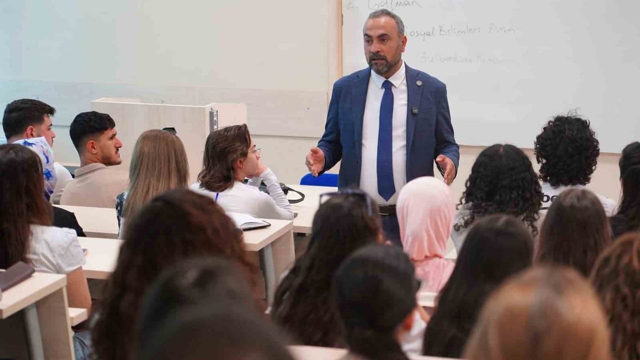 Gençlere mesaj: terörsüz bir Türkiye için birlikte çalışacağız