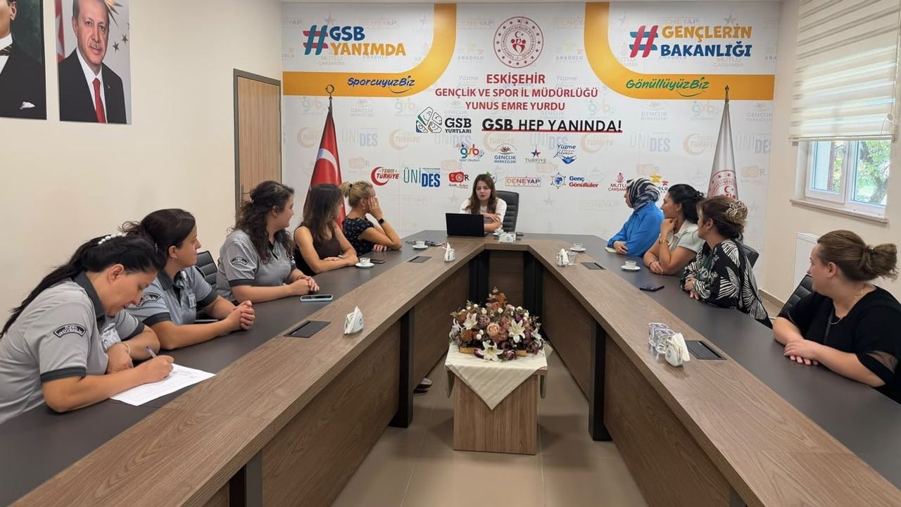 Gençlik çalışanlarına bağımlılıkla mücadelede güçlenme programı