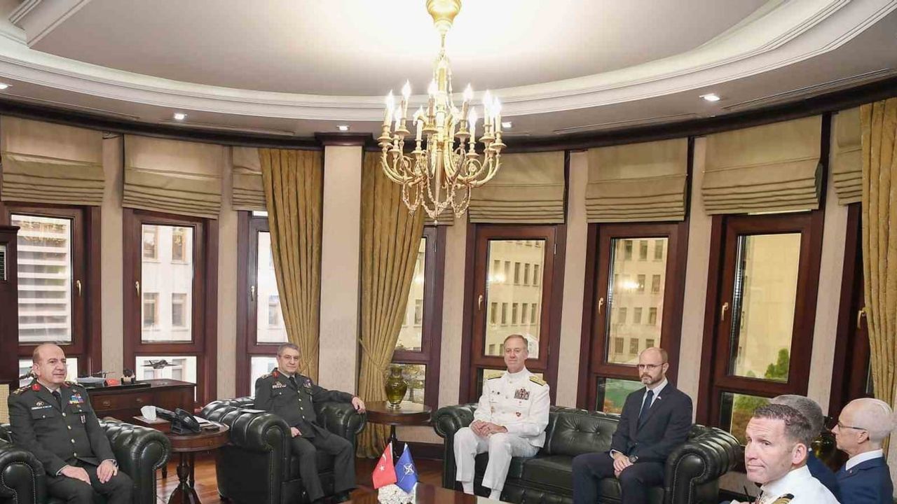 Genelkurmay başkanı Bayraktaroğlu, NATO Napoli müşterek kuvvet komutanı Wikoff’u kabul etti