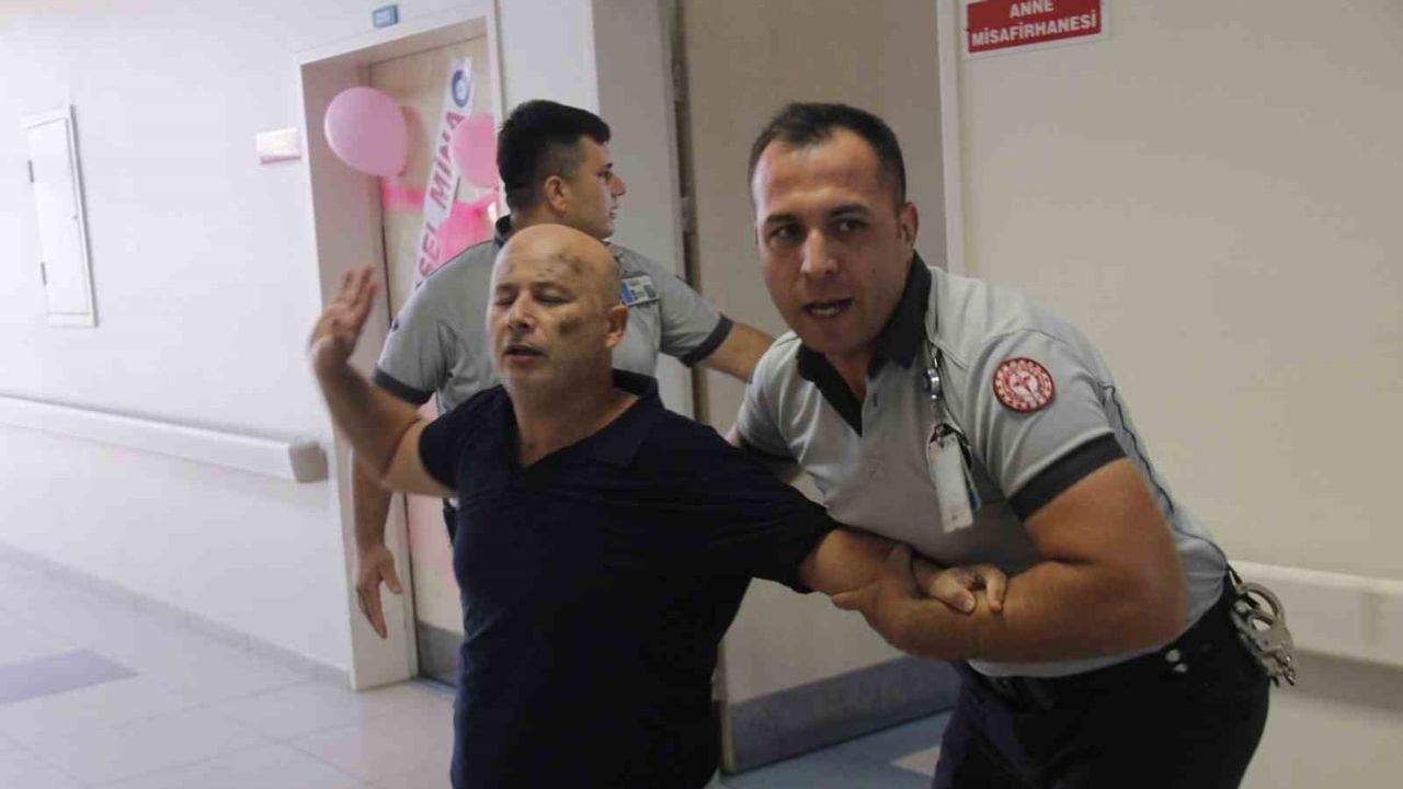 Gerçeği aratmayan tatbikat: Serik Devlet Hastanesi'nde yangına müdahale ve tahliye sınavı