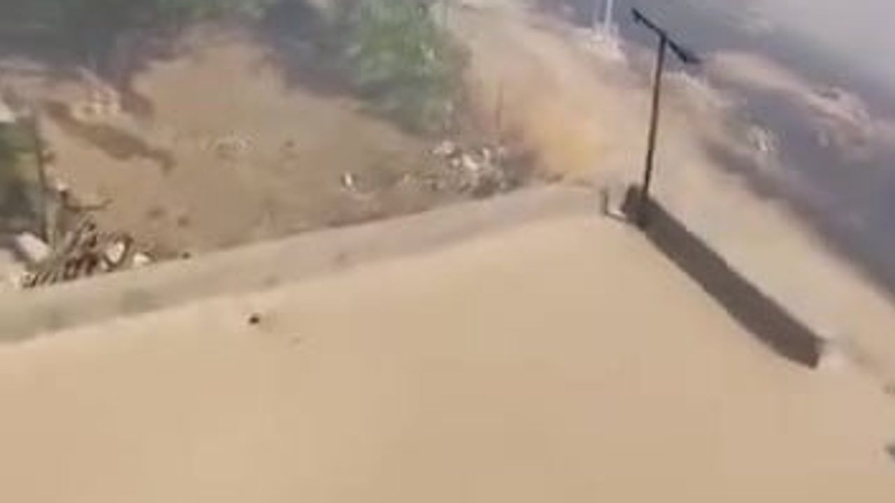 Gercüş'te rüzgarla yayılan yangın yaklaşık 100 dönümü tahrip etti