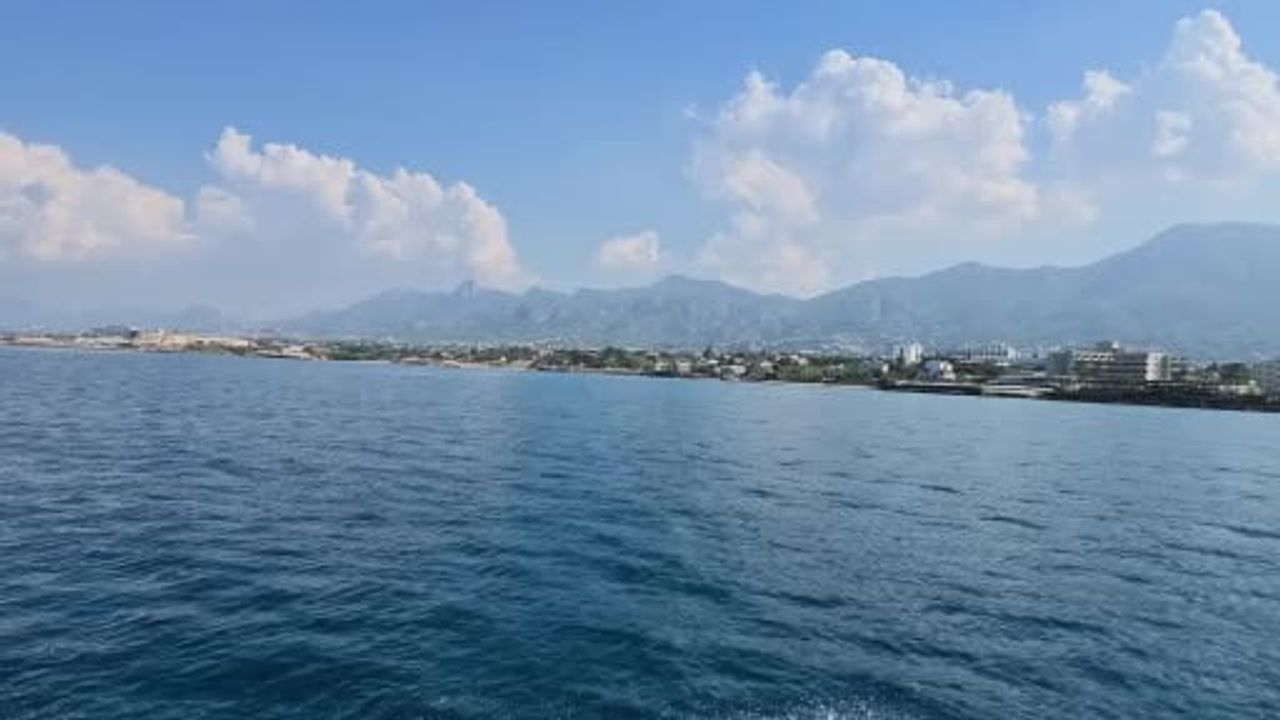 Girne açıklarındaki batık Filo Jet'te 554 metrede robot destekli arama sürüyor