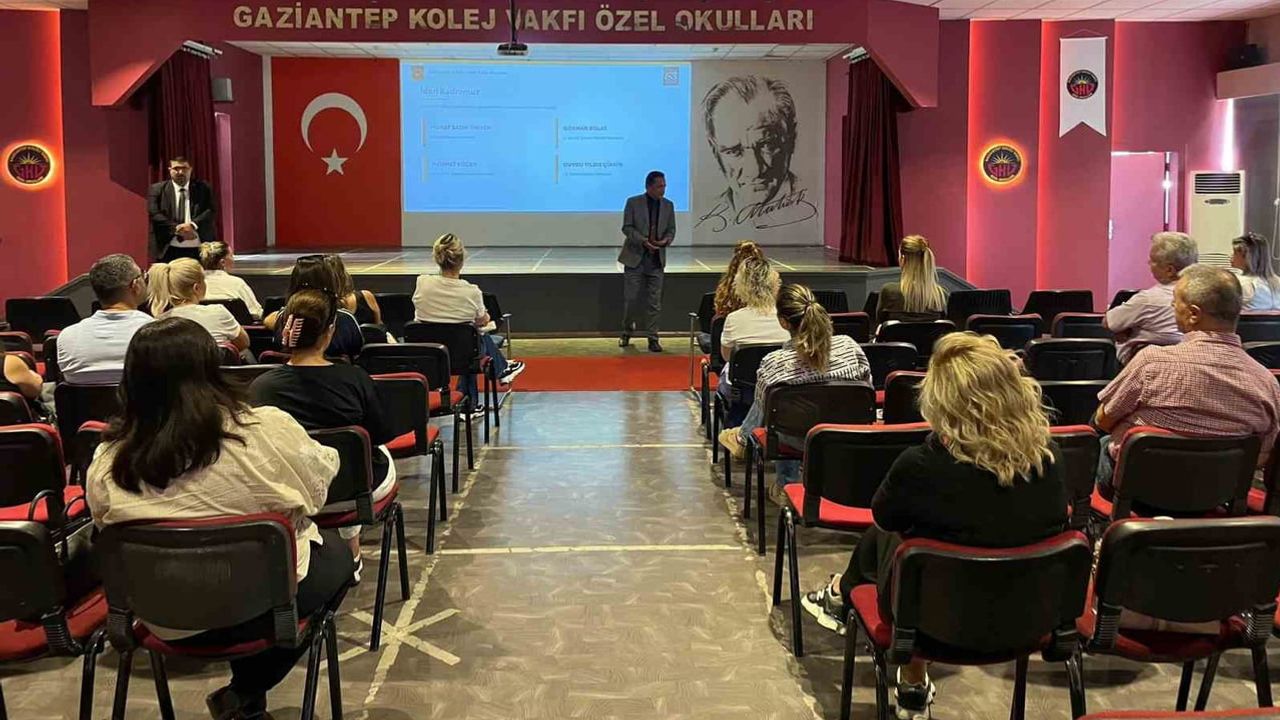 GKV liselerinde 9. sınıf velileriyle uyum ve iş birliği buluşması