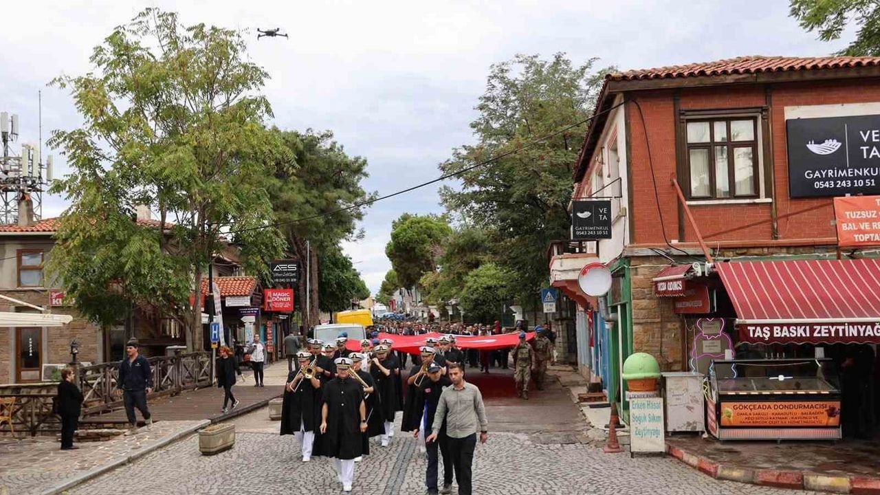 Gökçeada'da birlik ve coşku: kurtuluşun 103. yılı kutlandı