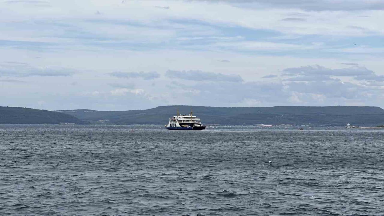 Gökçeada hattında bazı tarifeli feribot seferleri iptal edildi
