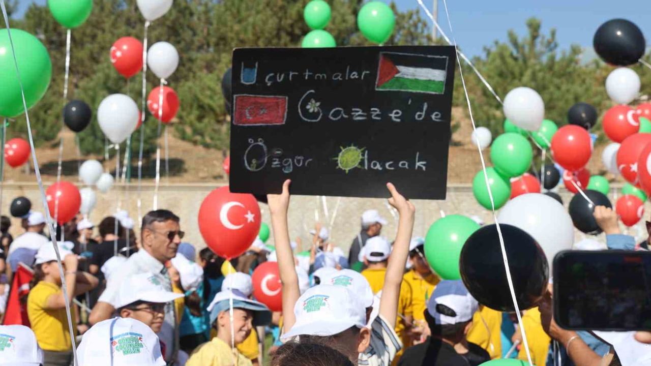 Gökyüzü çocuklara: Konya'dan Gazze'ye dayanışma uçuşu