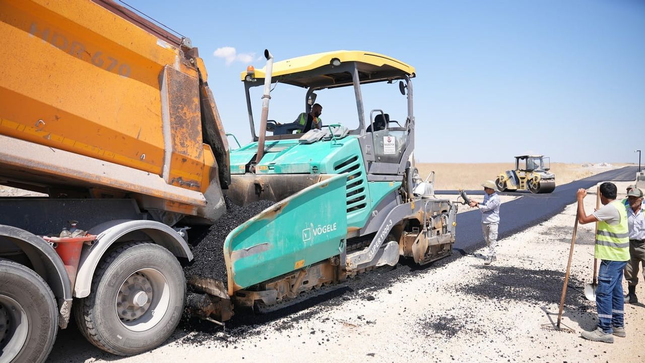 Gölbaşı’nda yollar yenileniyor: konforlu ulaşım için kapsamlı asfalt seferberliği