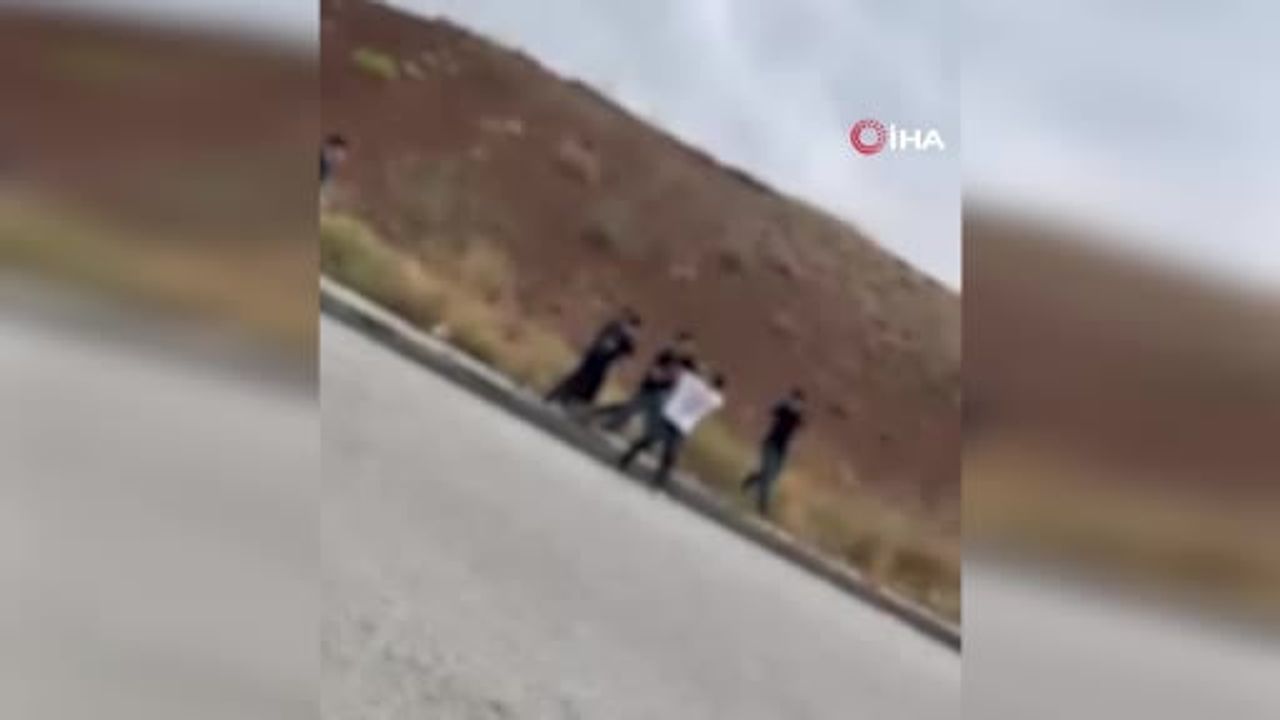 Görüntüler kayıtta: Sincan'da liseli gruplar arasında arbede