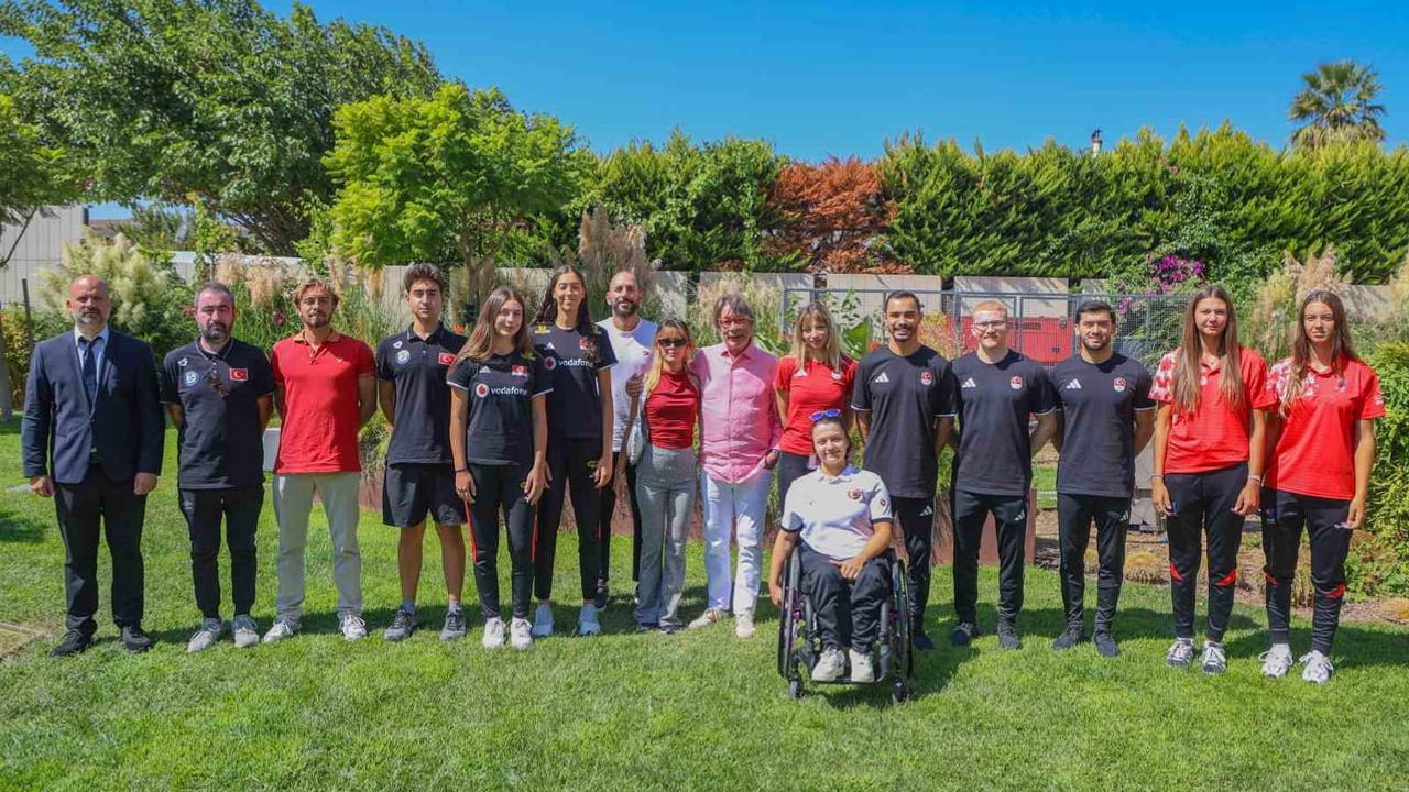 Göztepe'nin olimpik elçileri Sepil'le aynı masada