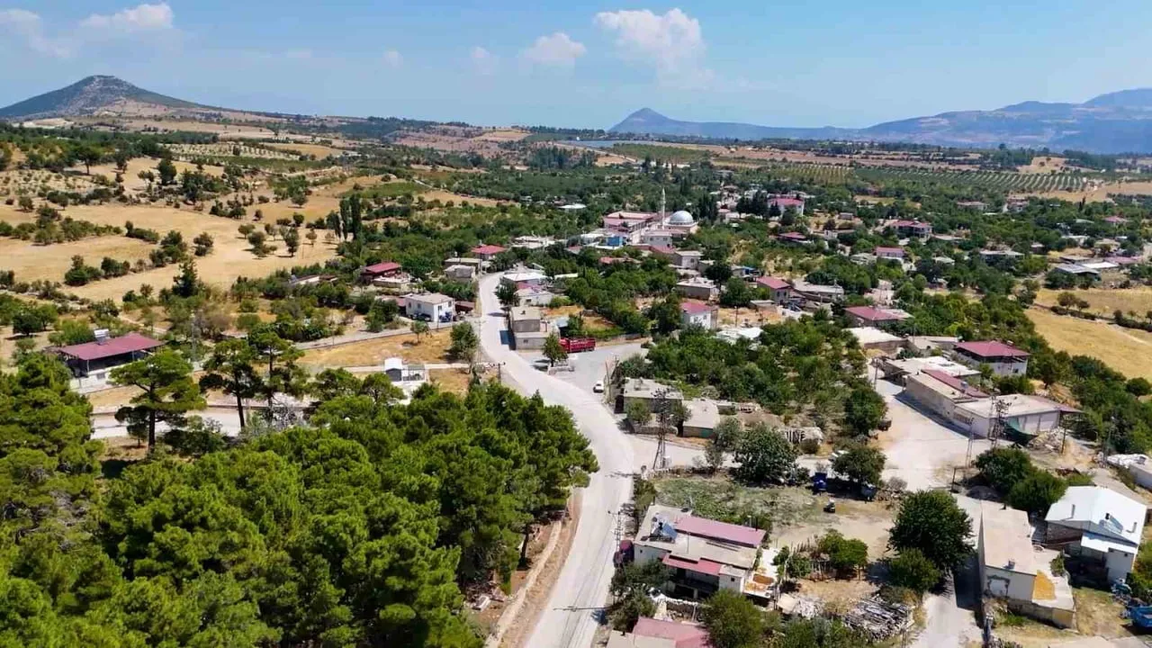gülnar-mut hattında 35 kilometrelik grup yolu çift kat asfaltla yenilendi