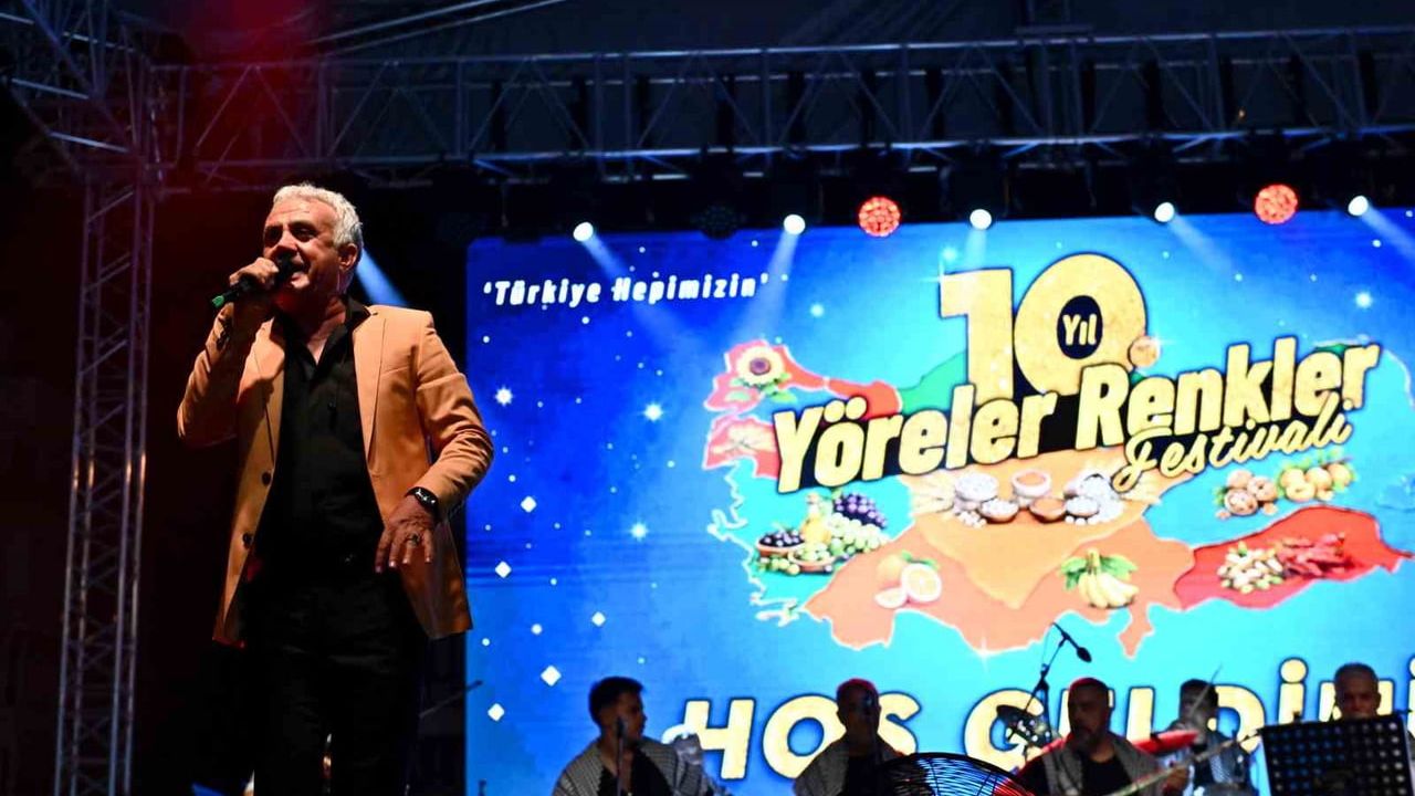 Güneydoğu kültürü Muratpaşa'da renkli bir gecede hayat buldu