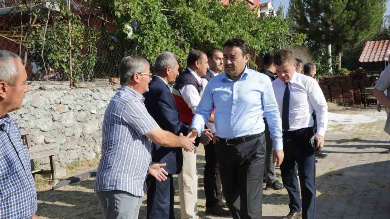 Güzelyurt'ta muhtarlarla sahada çözüm arayışı: vali Musa Işın talepleri dinledi