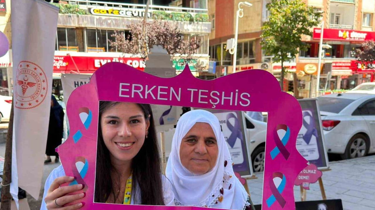 Hakkâri'de erken teşhise dikkat çeken kanser tarama etkinliği