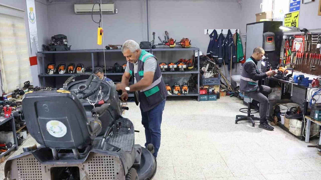 Haliliye atölyeleri parklara kent mobilyaları üretiyor