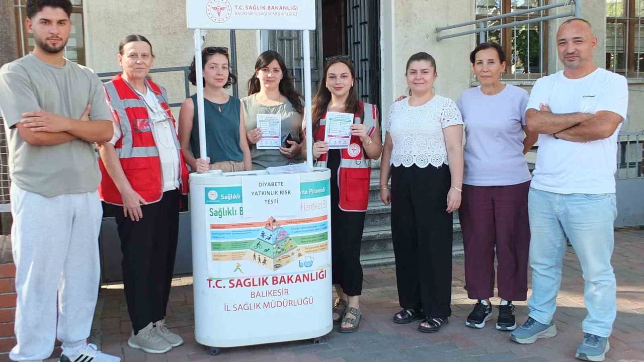 Halk sağlığı haftasında Burhaniye'de diyabet uyarısı
